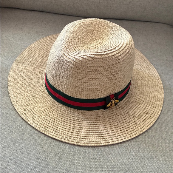 Cream Straw Hat - Picture 1 of 3